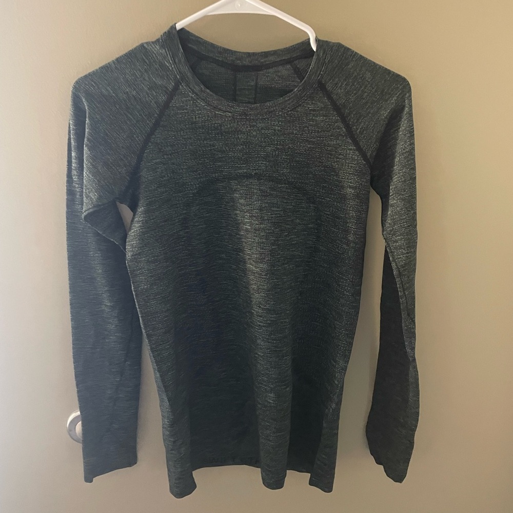lululemon long sleeve swiftly tech shirt size 6 forest green